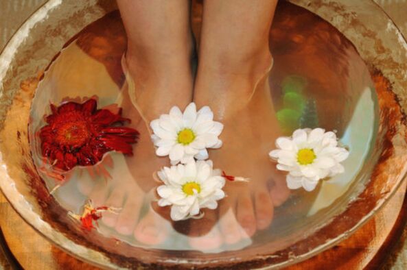 Foot bath for psoriasis